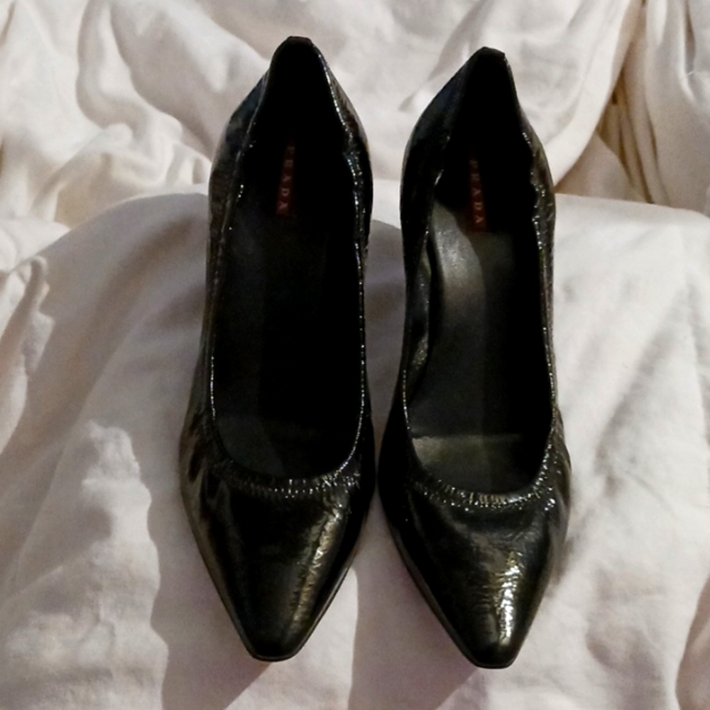PRADA black classic heels size 39